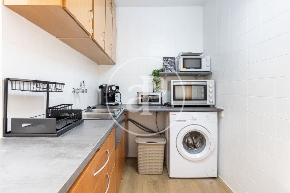 3 bedroom Apartment for rent in Valencia city - € 1,500 (Ref: 9913245)