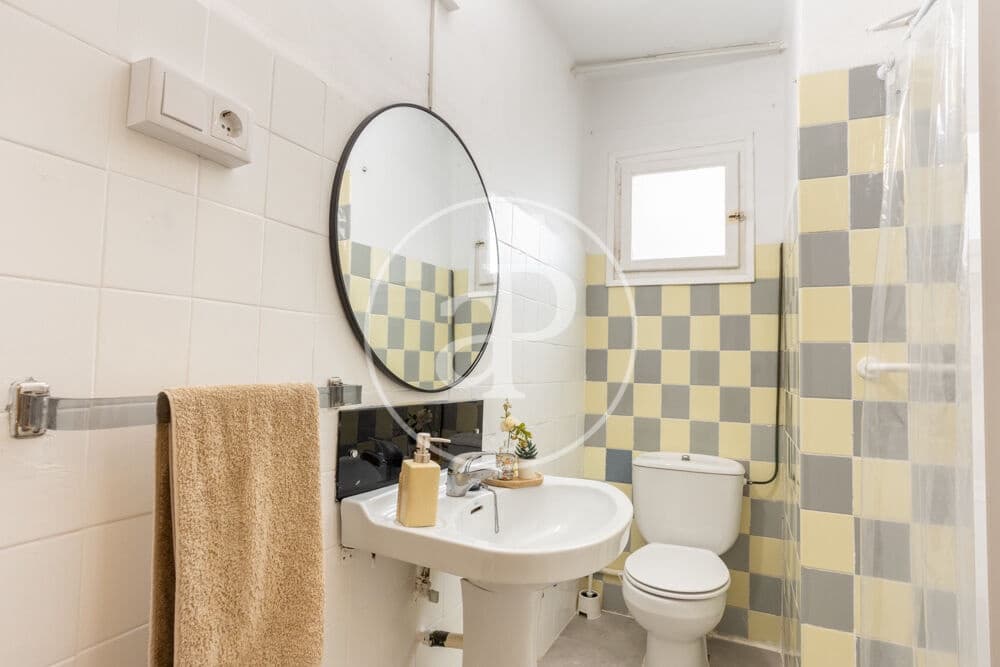 3 bedroom Apartment for rent in Valencia city - € 1,500 (Ref: 9913245)