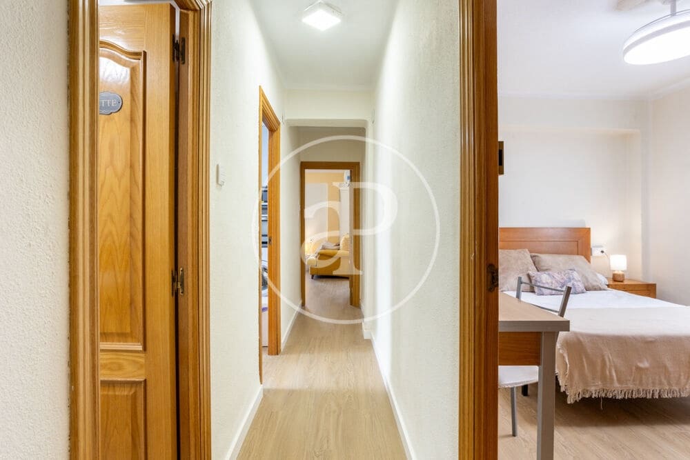 3 bedroom Apartment for rent in Valencia city - € 1,500 (Ref: 9913245)