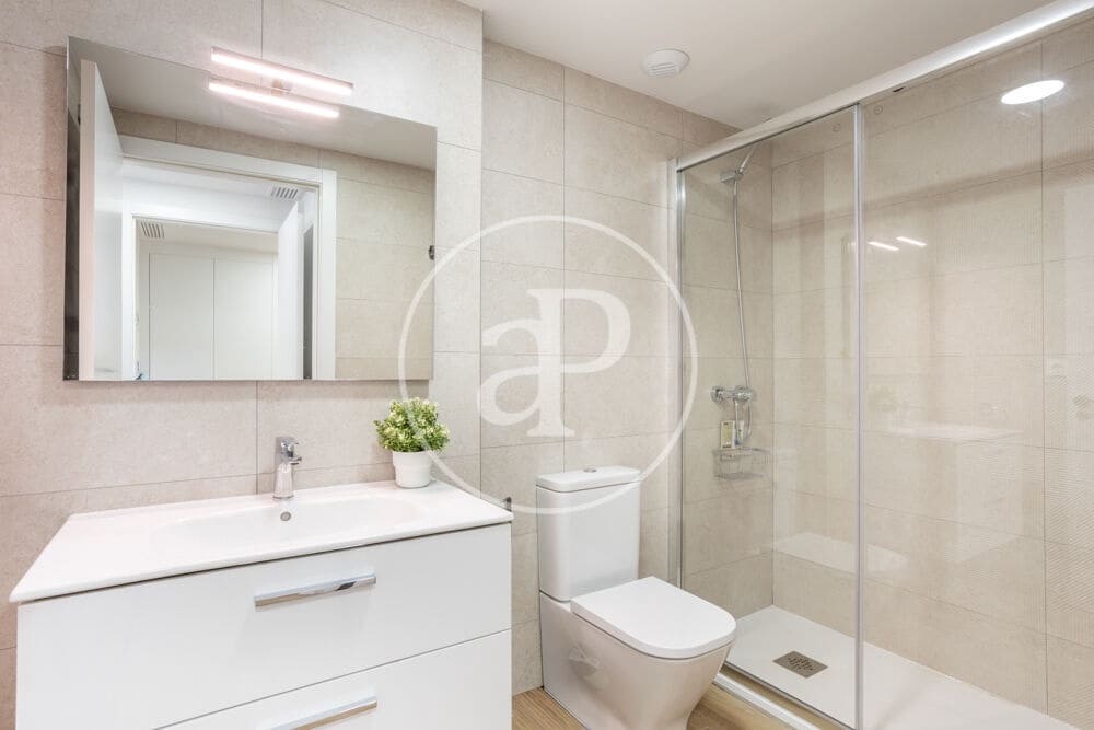 2 bedroom Apartment for rent in Quart de Poblet with pool garage - € 1,600 (Ref: 9913246)