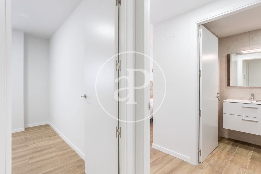 2 bedroom Apartment for rent in Quart de Poblet with pool garage - € 1,600 (Ref: 9913246)