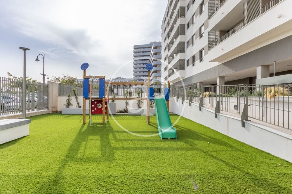 2 bedroom Apartment for rent in Quart de Poblet with pool garage - € 1,600 (Ref: 9913246)