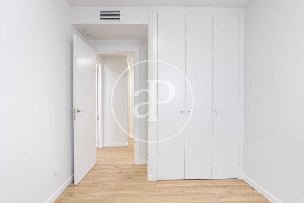 2 bedroom Apartment for rent in Quart de Poblet with pool garage - € 1,600 (Ref: 9913246)