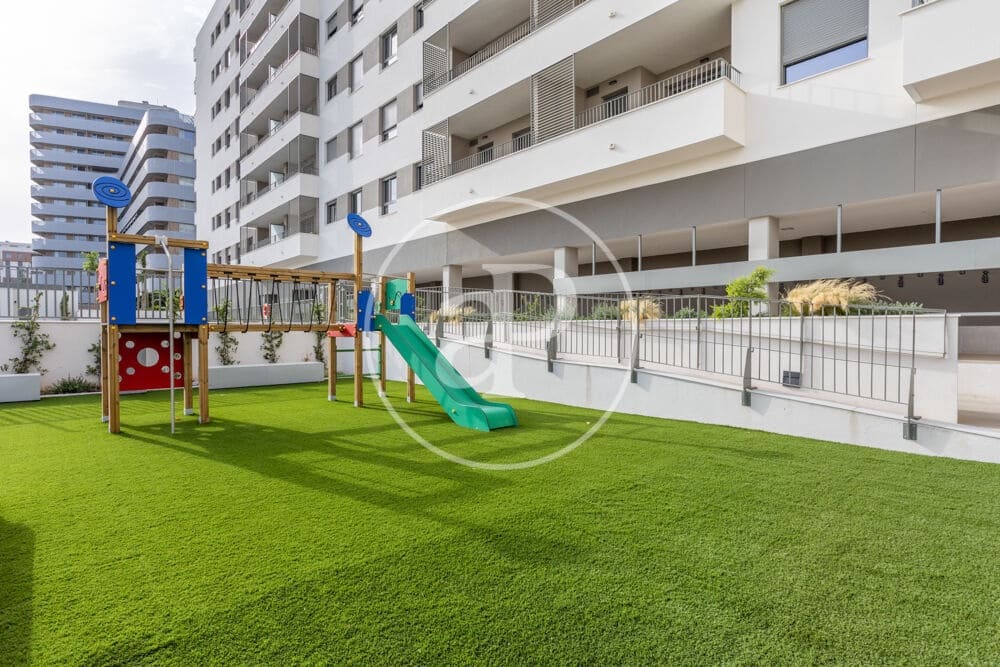 2 bedroom Apartment for rent in Quart de Poblet with pool garage - € 1,600 (Ref: 9913246)