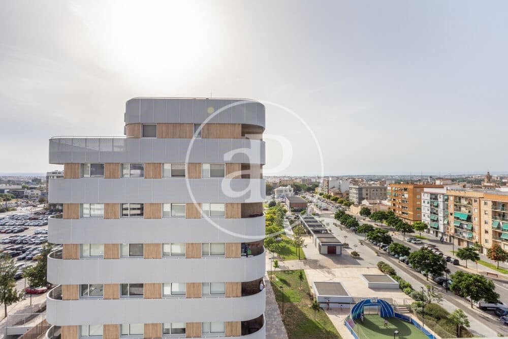 2 bedroom Apartment for rent in Quart de Poblet with pool garage - € 1,600 (Ref: 9913246)