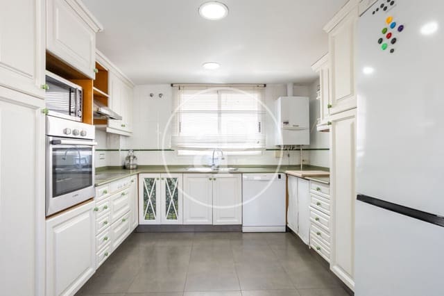 Appartement de 2 chambres à louer à Marxalenes, Valence ville - 1 500 € (Ref: 9913247)