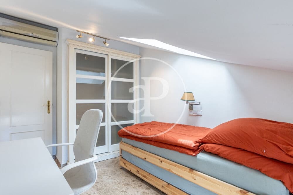 Appartement de 2 chambres à louer à Valence ville - 1 500 € (Ref: 9913247)