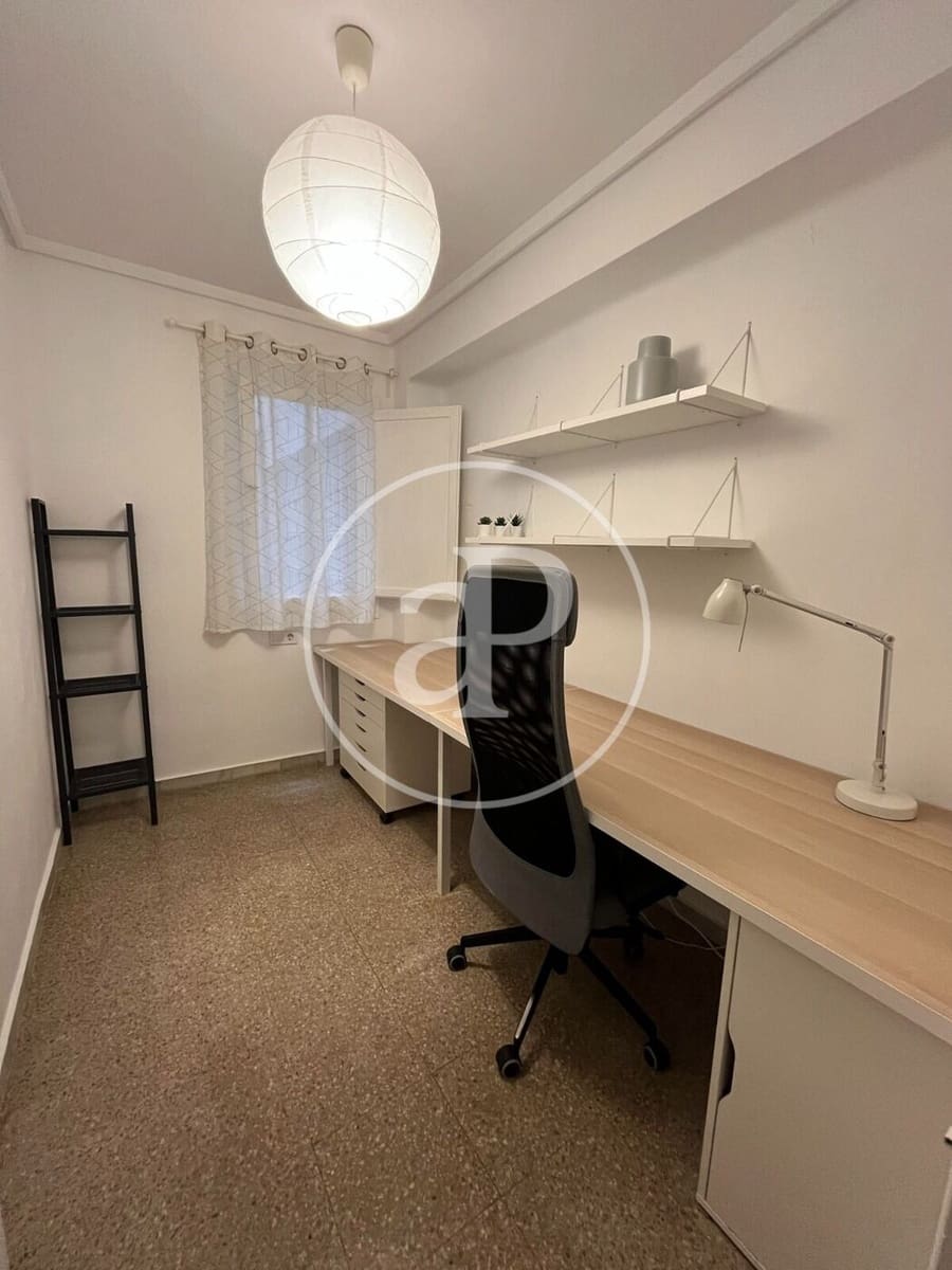 Appartement de 3 chambres à louer à Valence ville - 1 900 € (Ref: 9913248)