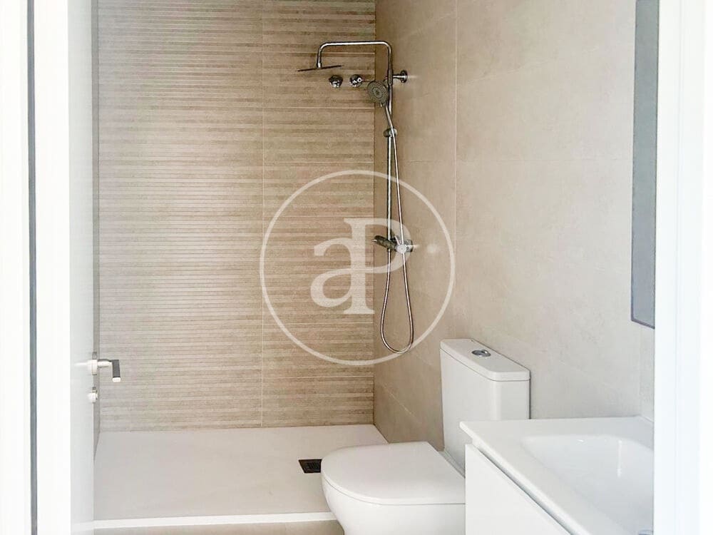 1 Zimmer Apartment zu verkaufen in Valencia Stadt - 250.000 € (Ref: 9913249)