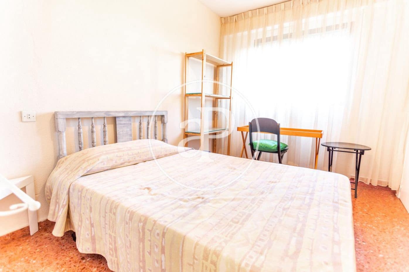 3 soverom Leilighet til leie i Valencia by med garasje - € 1 600 (Ref: 9915899)