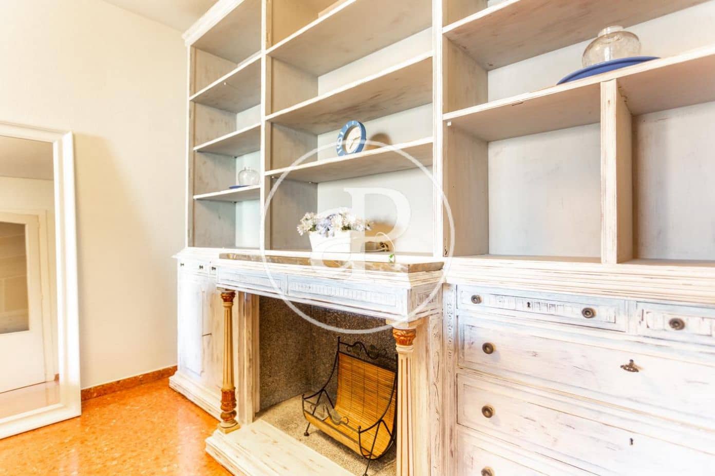 3 soverom Leilighet til leie i Valencia by med garasje - € 1 600 (Ref: 9915899)