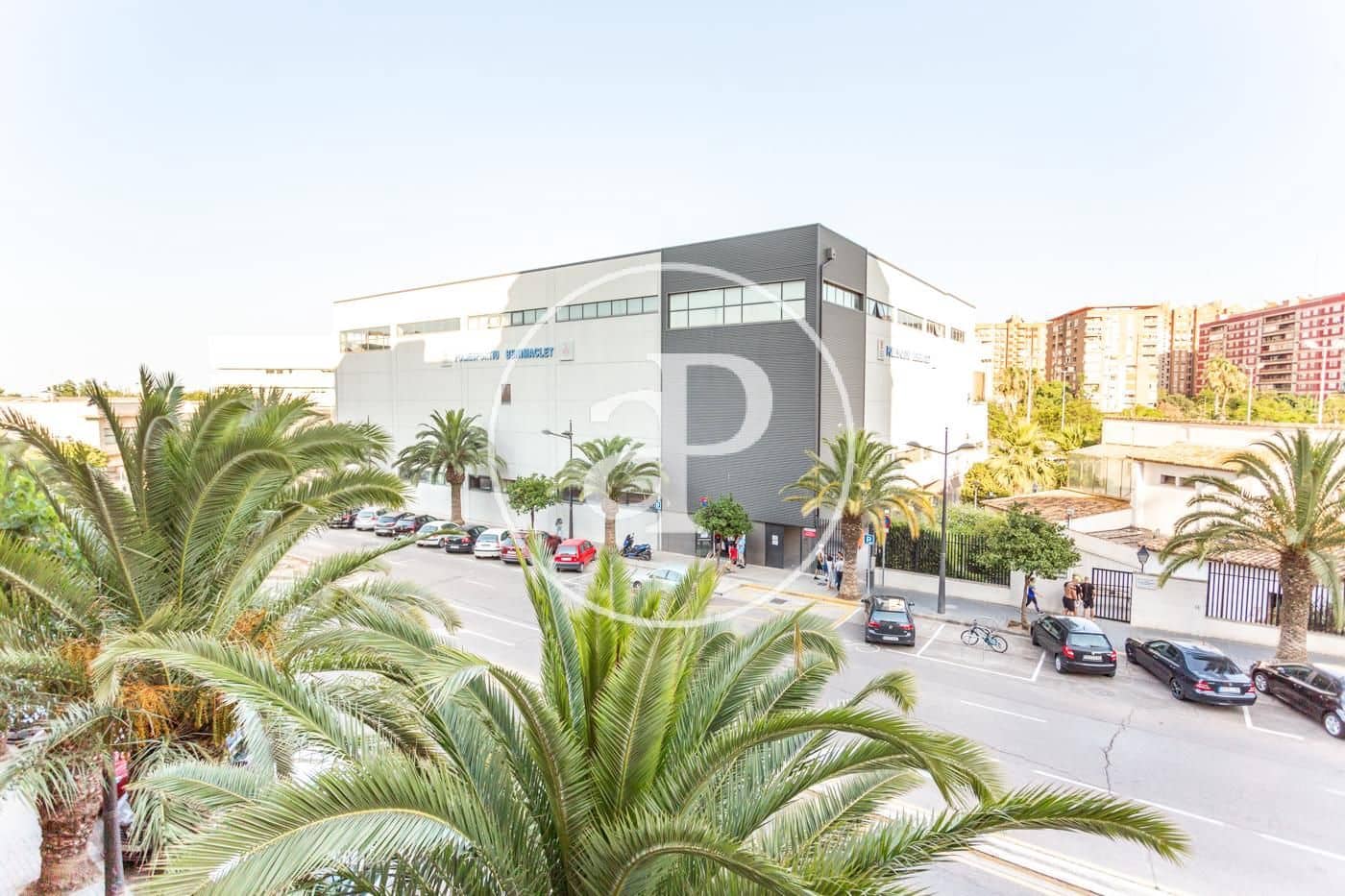 3 soverom Leilighet til leie i Valencia by med garasje - € 1 600 (Ref: 9915899)