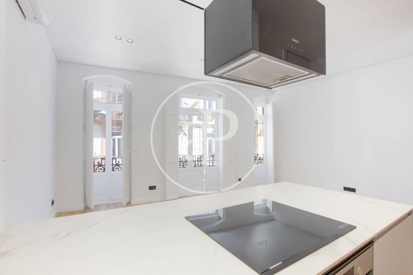 2 bedroom Apartment for rent in Valencia city - € 1,600 (Ref: 9915900)