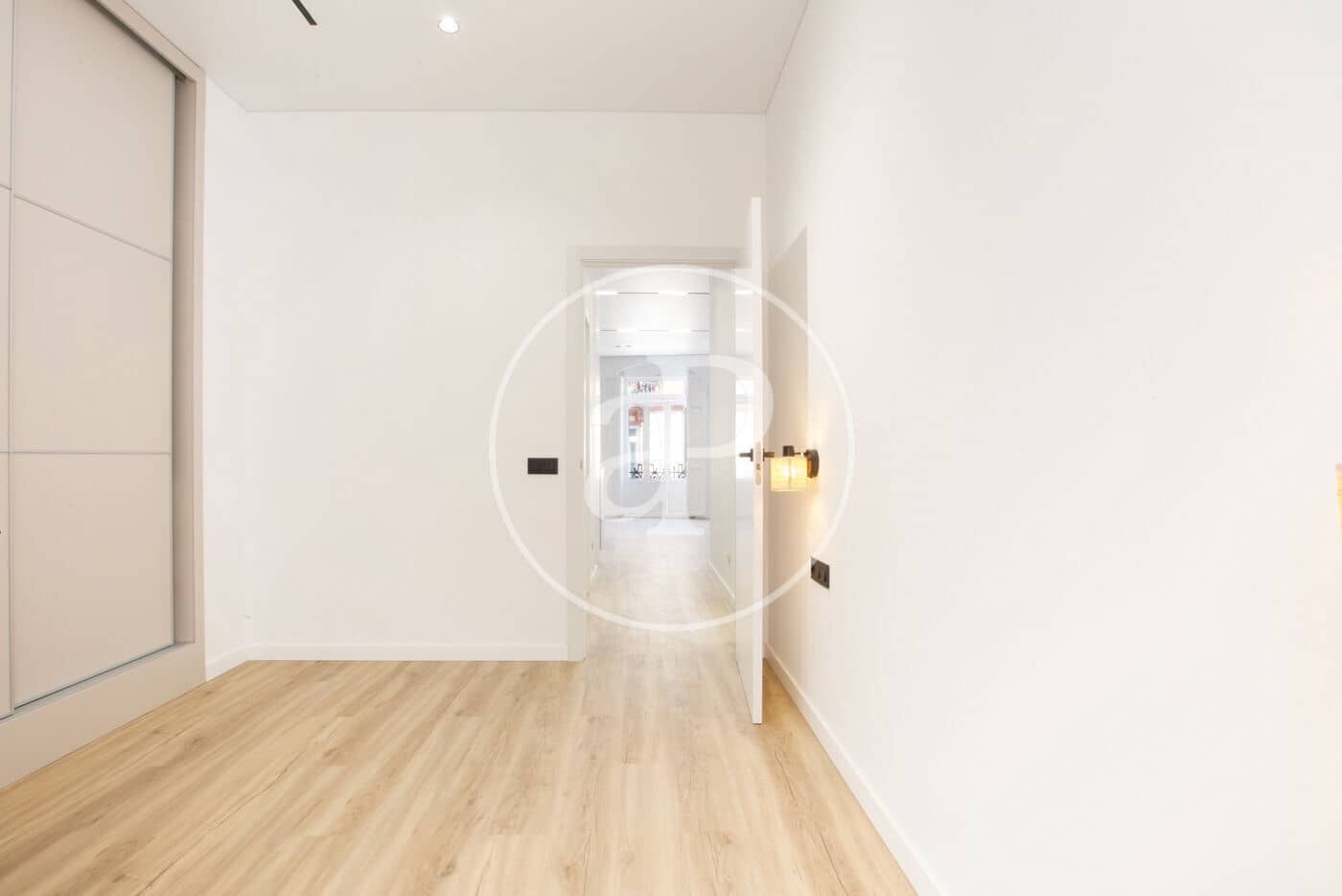 2 bedroom Apartment for rent in Valencia city - € 1,600 (Ref: 9915900)