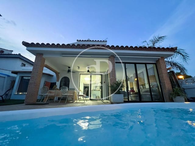 4 sypialnia Willa na sprzedaż w Riba-roja de Túria z basenem - 580 000 € (Ref: 9915901)