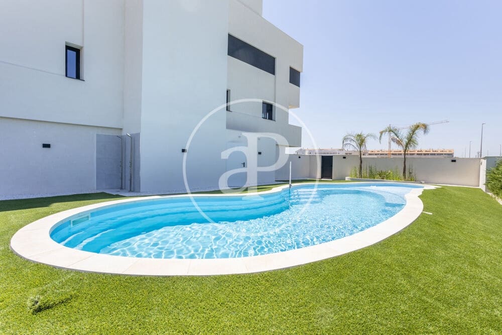 3 bedroom Apartment for rent in Pucol with pool garage - € 3,500 (Ref: 9915905)