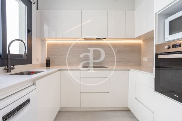 3 bedroom Apartment for rent in Puçol with pool garage - € 3,500 (Ref: 9915905)