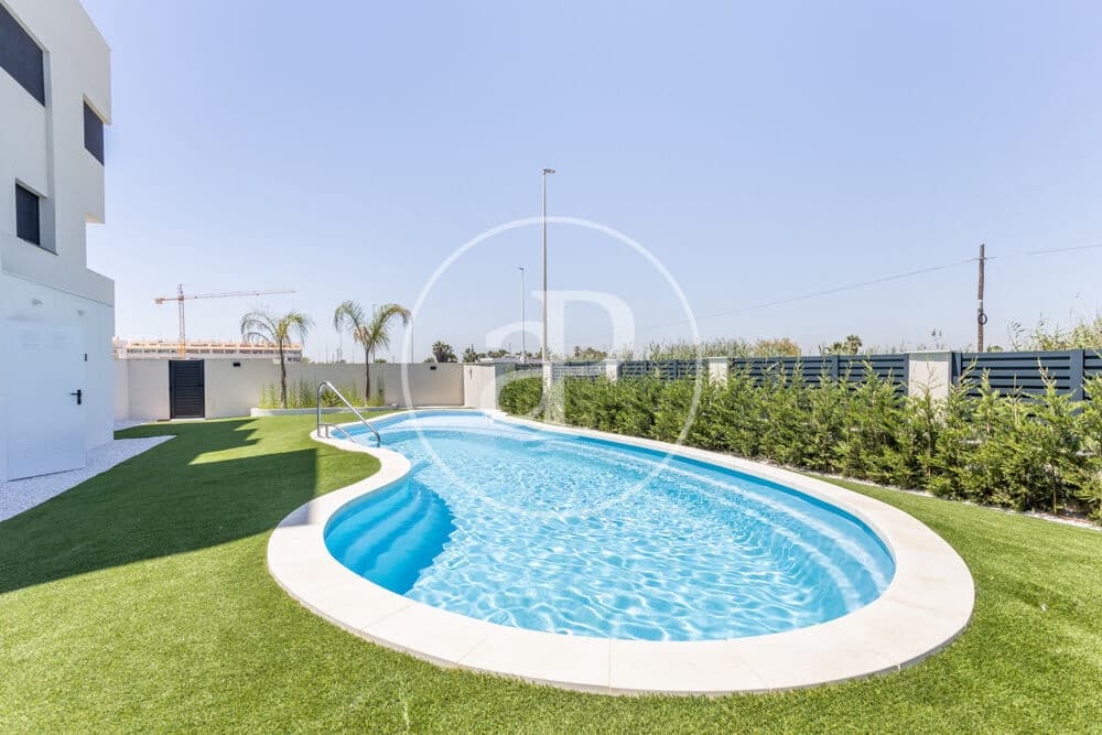 3 bedroom Apartment for rent in Pucol with pool garage - € 3,500 (Ref: 9915905)