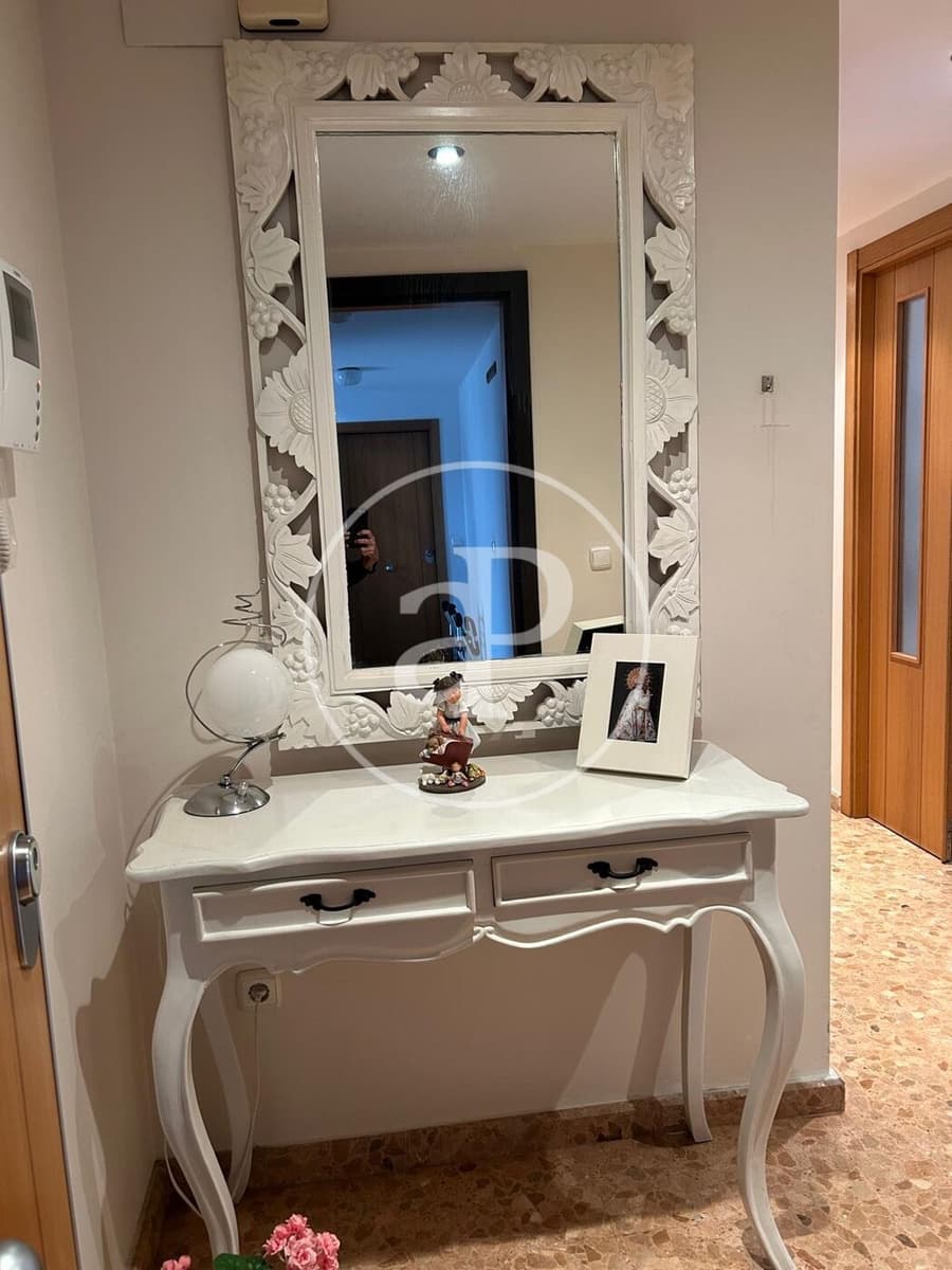 3 slaapkamer Appartement te huur in Moncada - € 1.100 (Ref: 9915906)