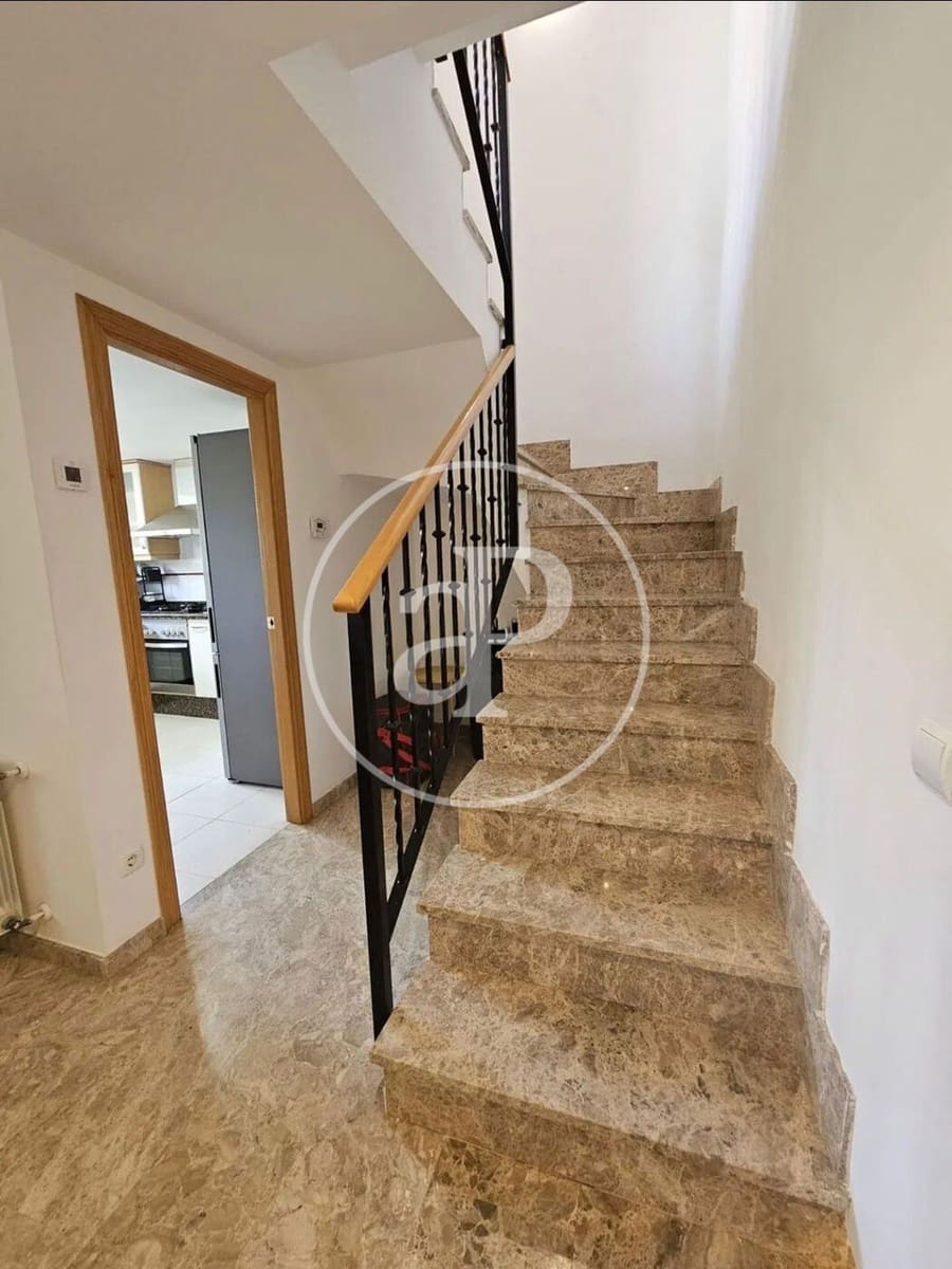 2 quarto Penthouse para venda em Betera com piscina - 390 000 € (Ref: 9915907)