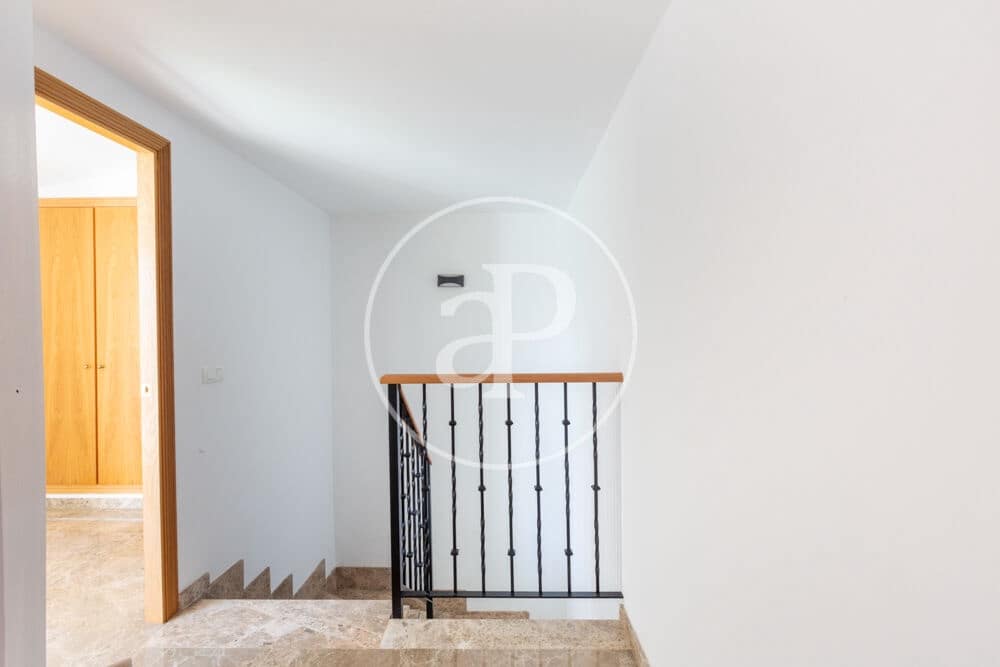 2 bedroom Penthouse for sale in Betera with pool - € 390,000 (Ref: 9915907)