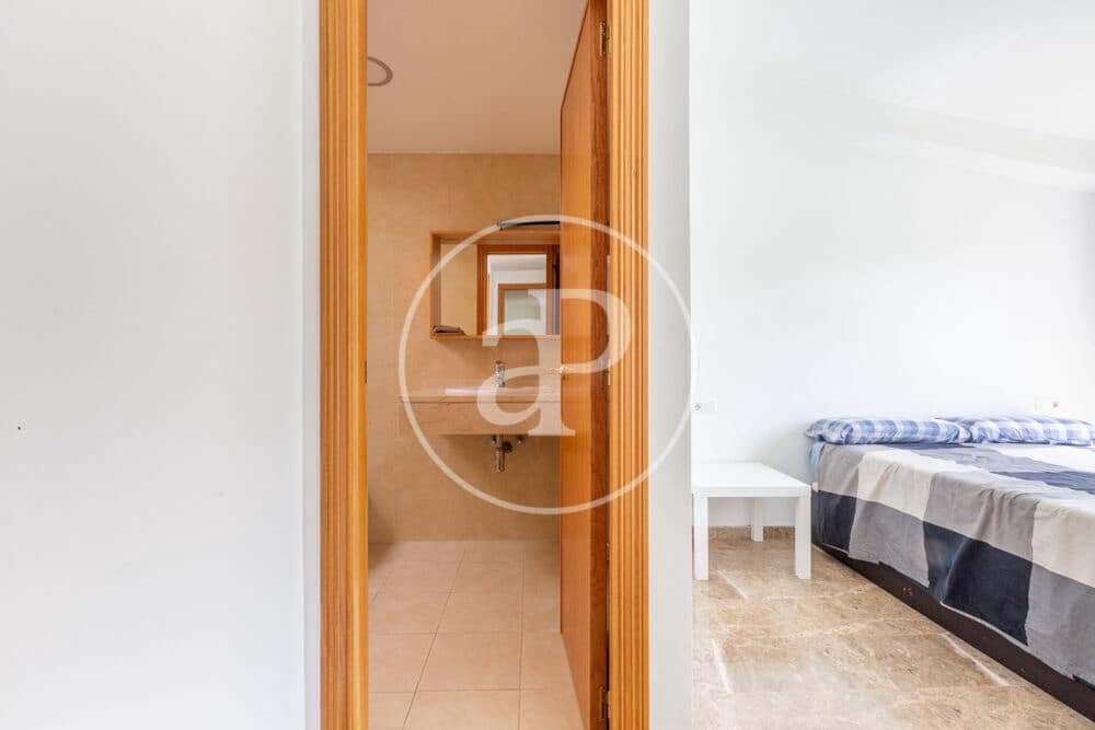 2 bedroom Penthouse for sale in Betera with pool - € 390,000 (Ref: 9915907)