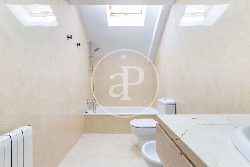 2 bedroom Penthouse for sale in Betera with pool - € 390,000 (Ref: 9915907)