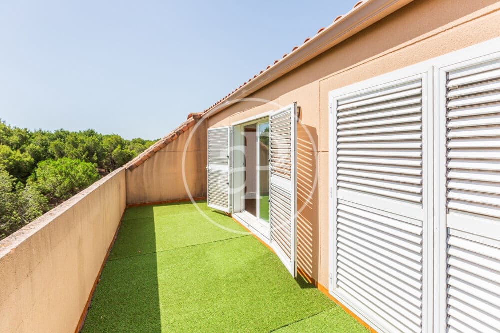 2 bedroom Penthouse for sale in Betera with pool - € 390,000 (Ref: 9915907)