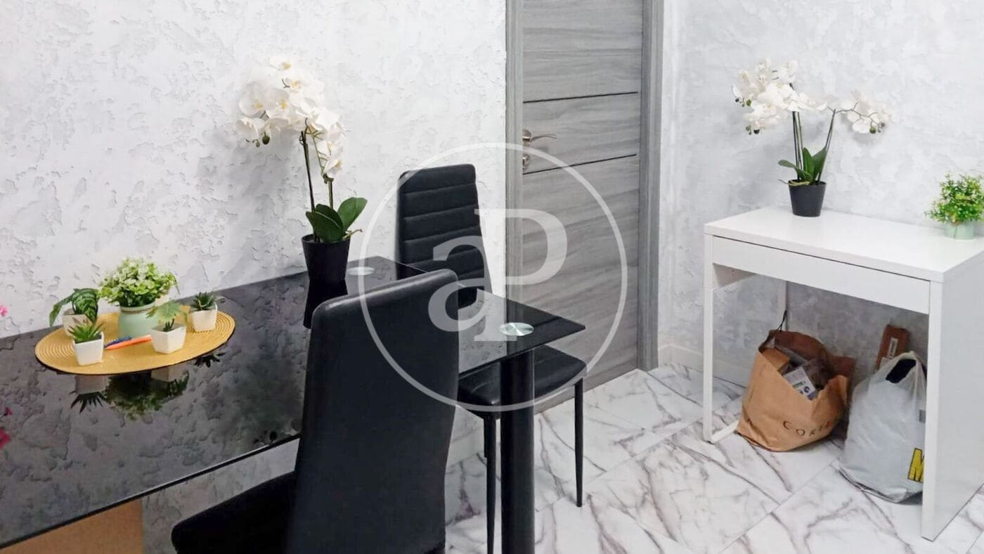 5 sypialnia Apartament na sprzedaż w Mislata - 210 000 € (Ref: 9915908)
