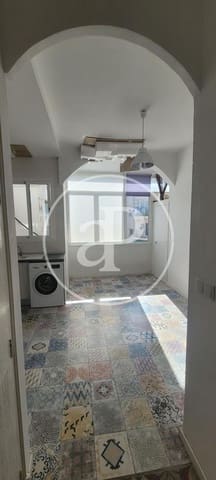 3 quarto Apartamento para arrendar em El Botanic, Valência cidade - 1 100 € (Ref: 9915910)