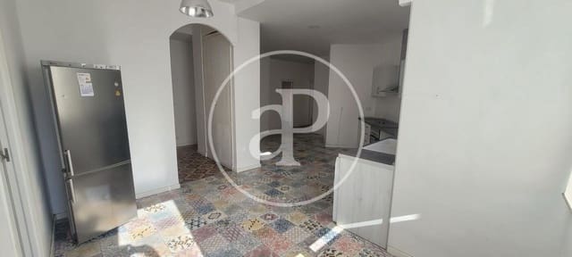 3 quarto Apartamento para arrendar em El Botanic, Valência cidade - 1 100 € (Ref: 9915910)