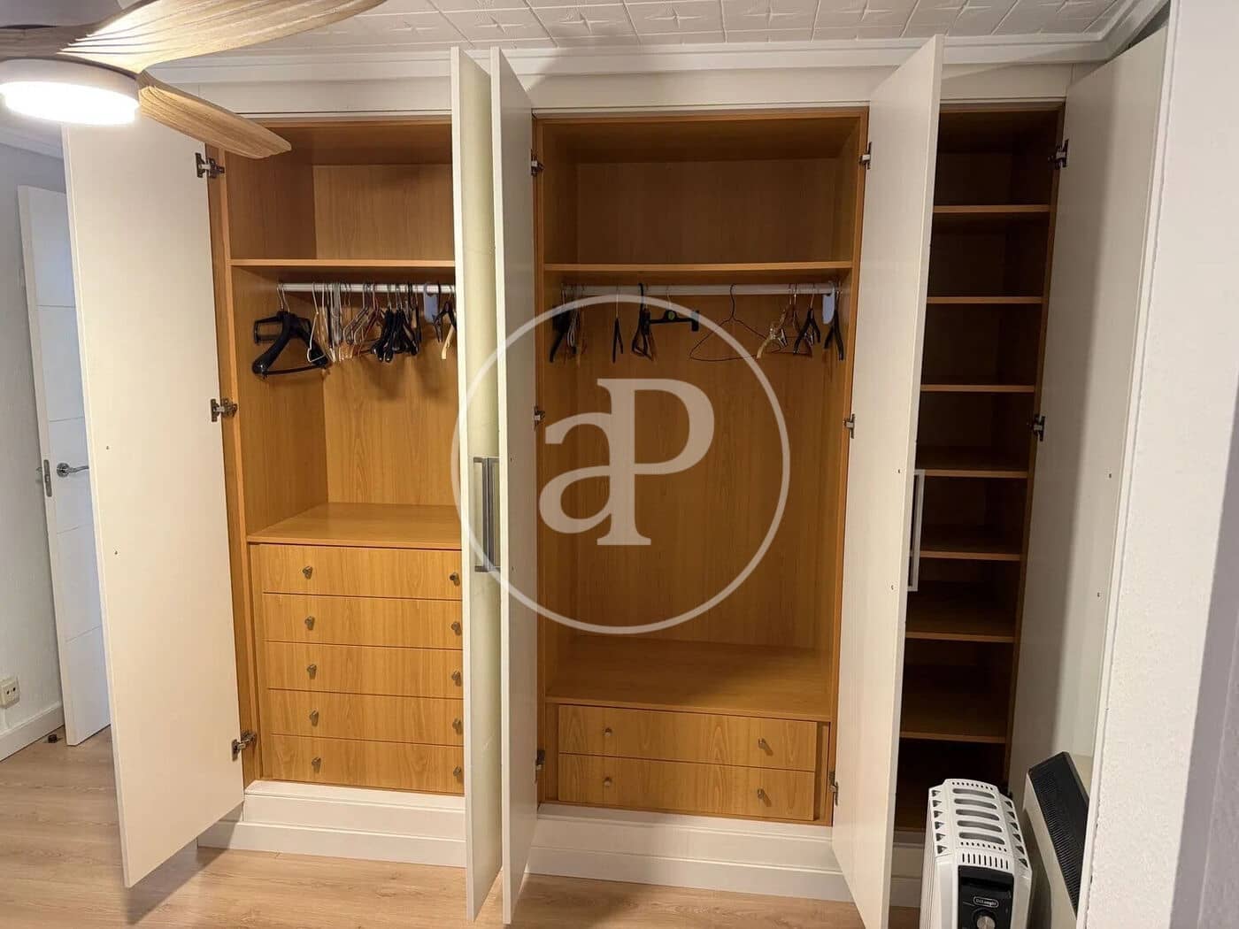 2 sovrum Lägenhet att hyra i Valencia stad - 1 400 € (Ref: 9915911)