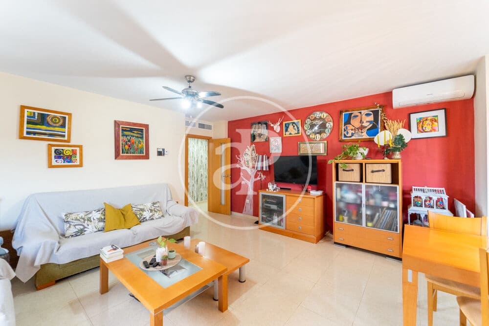 4 makuuhuone Huoneisto myytävänä paikassa Alicante kaupunki mukana uima-altaan - 319 900 € (Ref: 9915912)