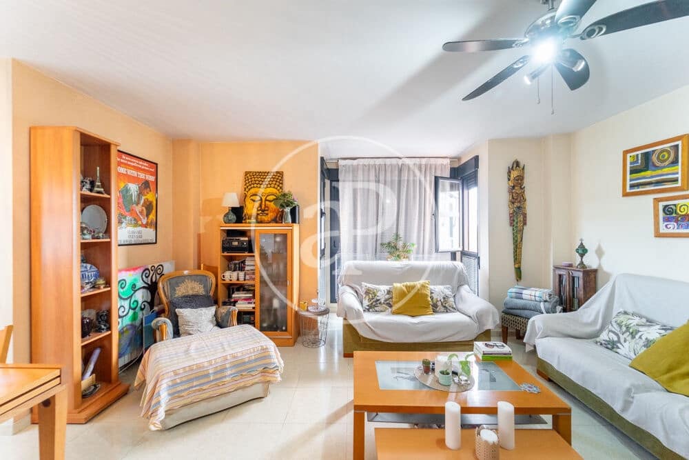 4 makuuhuone Huoneisto myytävänä paikassa Alicante kaupunki mukana uima-altaan - 319 900 € (Ref: 9915912)