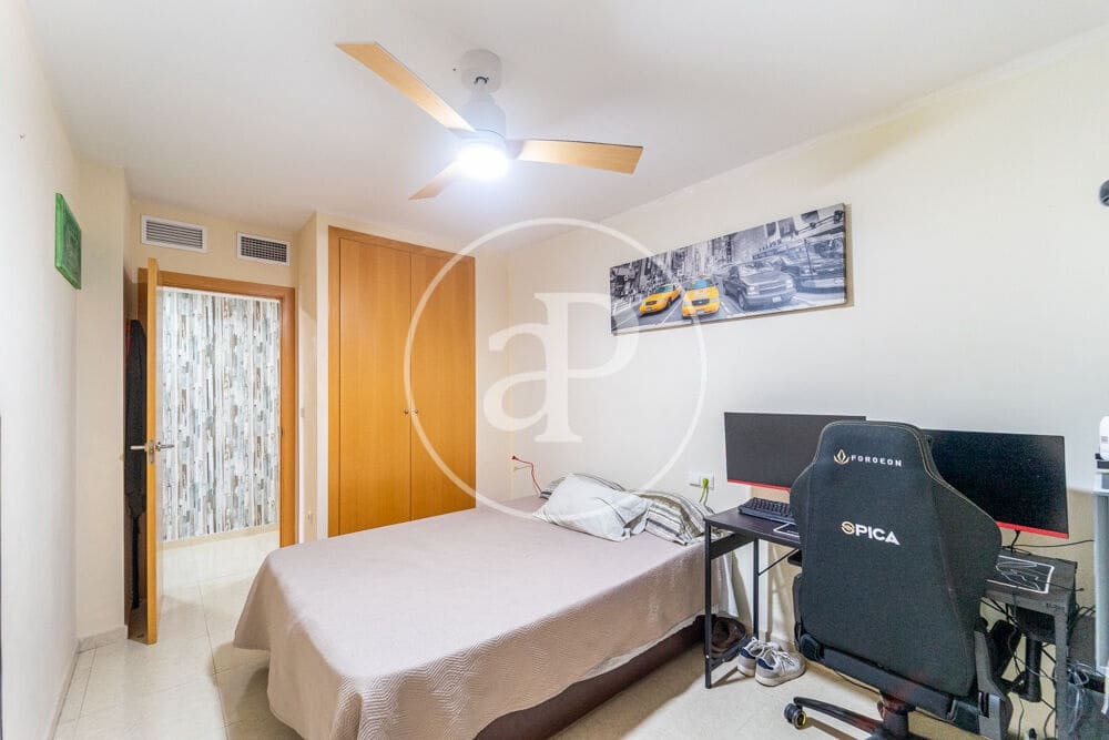 4 makuuhuone Huoneisto myytävänä paikassa Alicante kaupunki mukana uima-altaan - 319 900 € (Ref: 9915912)