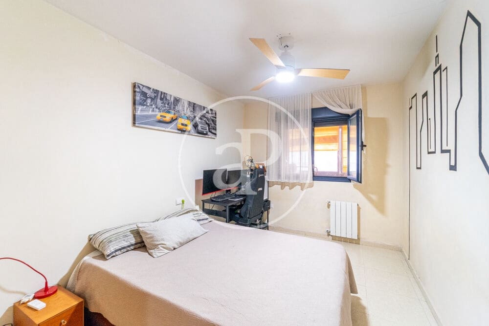 4 makuuhuone Huoneisto myytävänä paikassa Alicante kaupunki mukana uima-altaan - 319 900 € (Ref: 9915912)