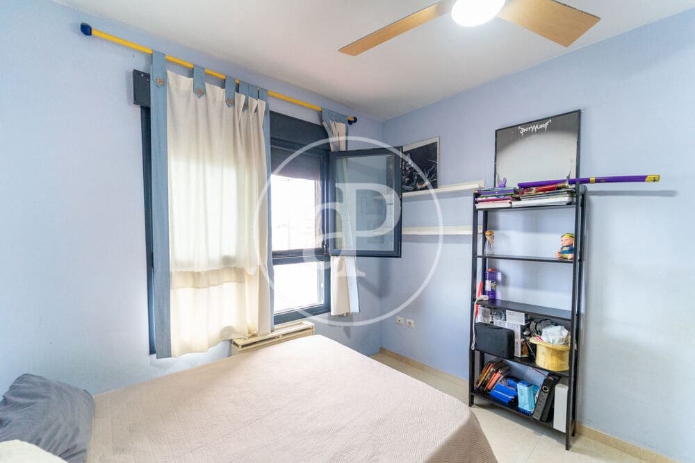 4 makuuhuone Huoneisto myytävänä paikassa Alicante kaupunki mukana uima-altaan - 319 900 € (Ref: 9915912)