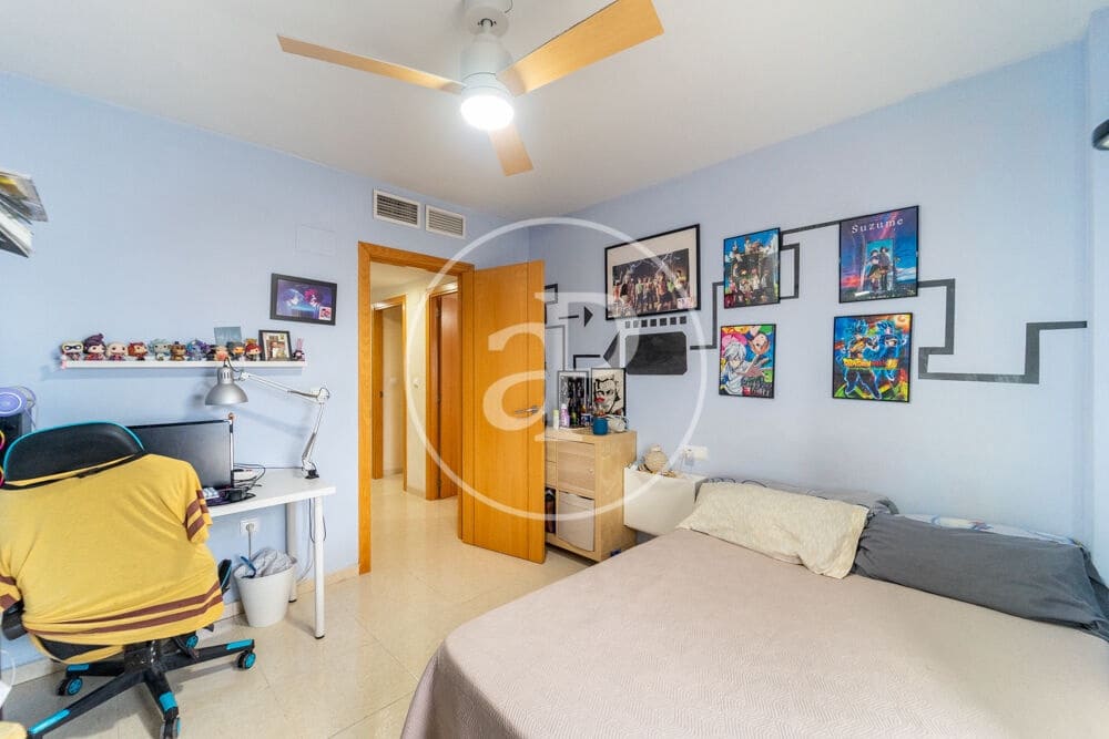 4 makuuhuone Huoneisto myytävänä paikassa Alicante kaupunki mukana uima-altaan - 319 900 € (Ref: 9915912)