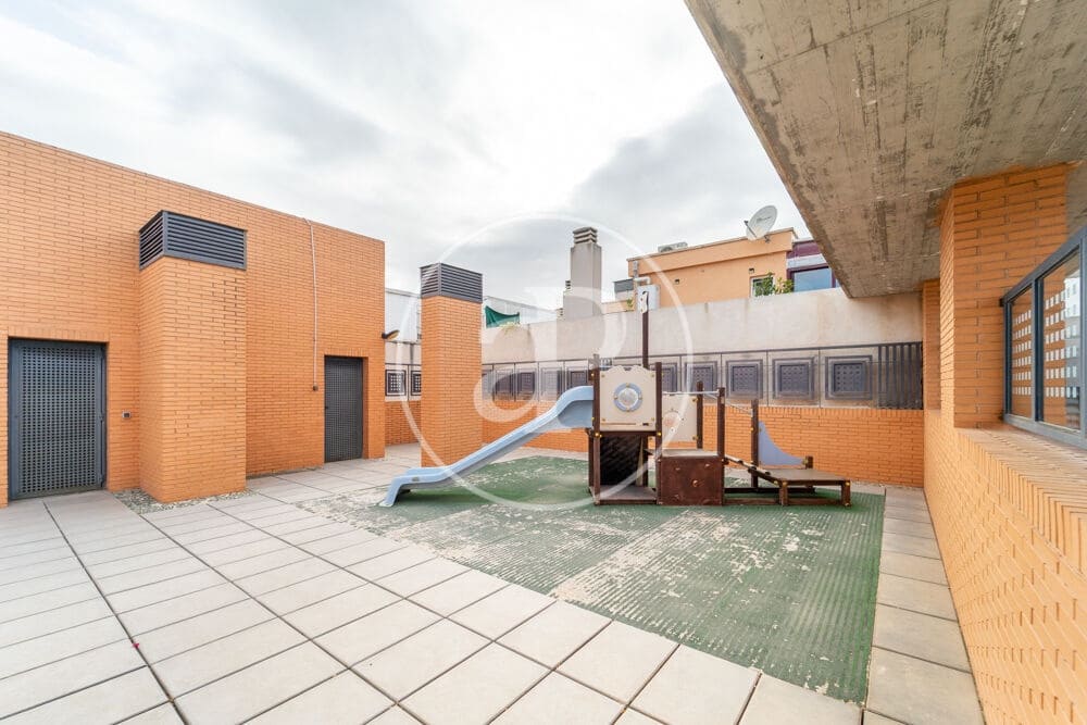 4 makuuhuone Huoneisto myytävänä paikassa Alicante kaupunki mukana uima-altaan - 319 900 € (Ref: 9915912)