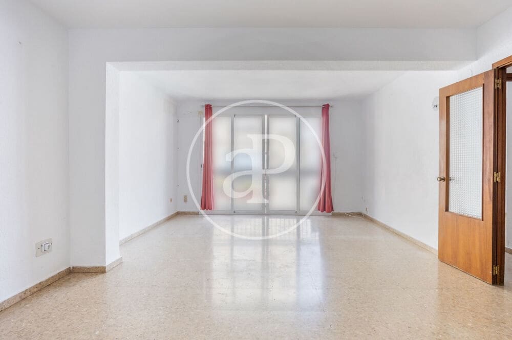 Apartamento de 5 habitaciones en València ciudad en venta - 570.000 € (Ref: 9920514)