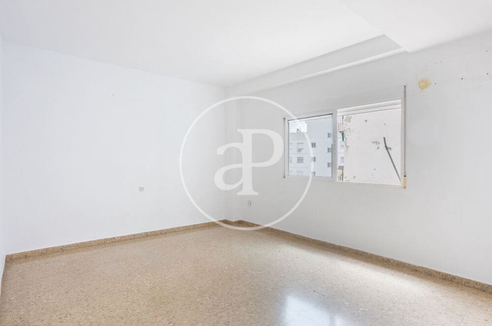 Apartamento de 5 habitaciones en València ciudad en venta - 570.000 € (Ref: 9920514)