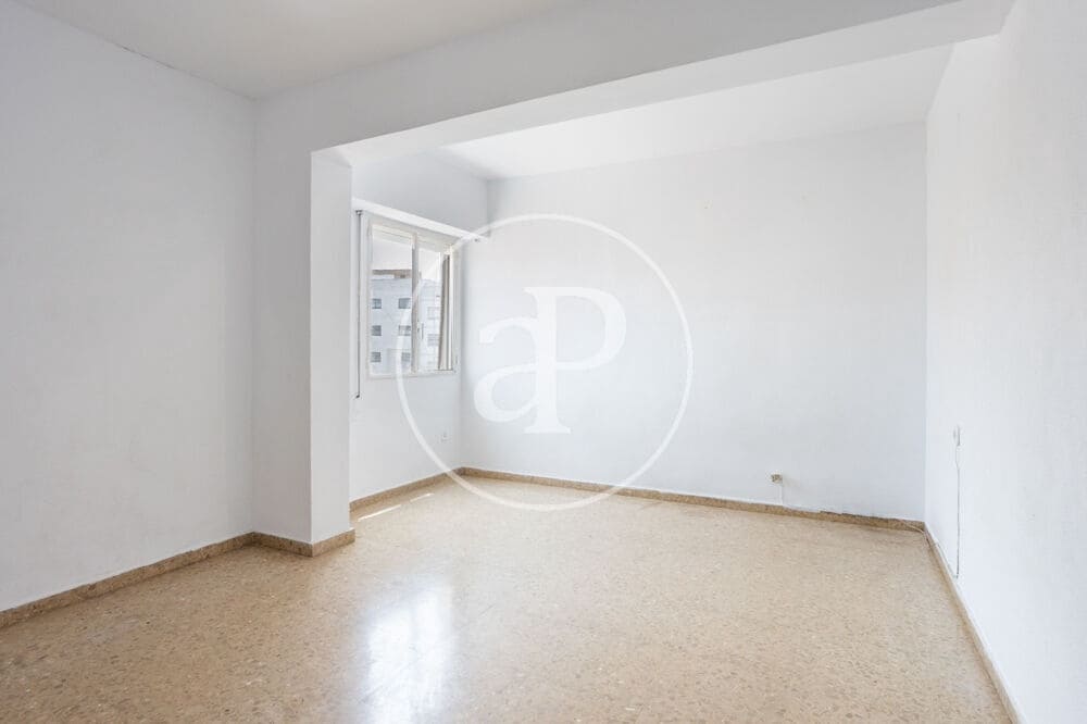 Apartamento de 5 habitaciones en València ciudad en venta - 570.000 € (Ref: 9920514)