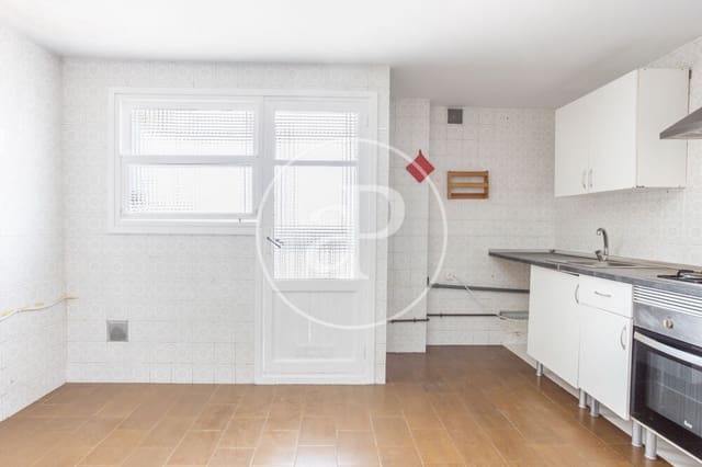 Apartamento de 5 habitaciones en Arrancapins, València ciudad en venta - 570.000 € (Ref: 9920514)