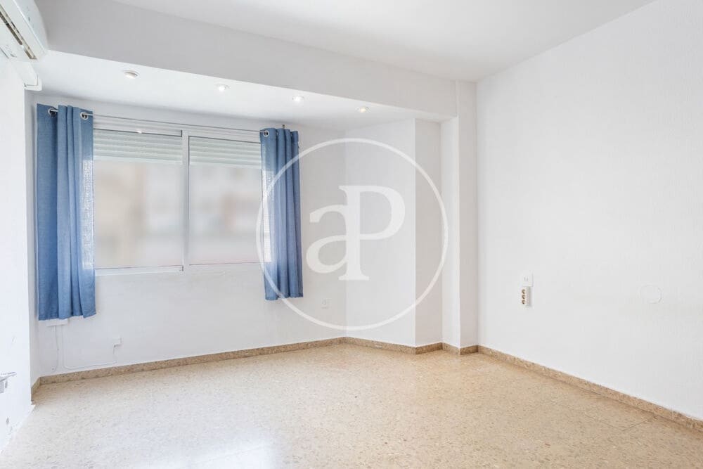 Apartamento de 5 habitaciones en València ciudad en venta - 570.000 € (Ref: 9920514)