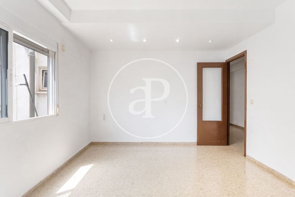 Apartamento de 5 habitaciones en València ciudad en venta - 570.000 € (Ref: 9920514)