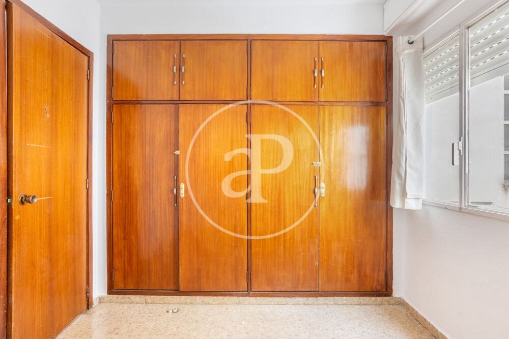 Apartamento de 5 habitaciones en València ciudad en venta - 570.000 € (Ref: 9920514)