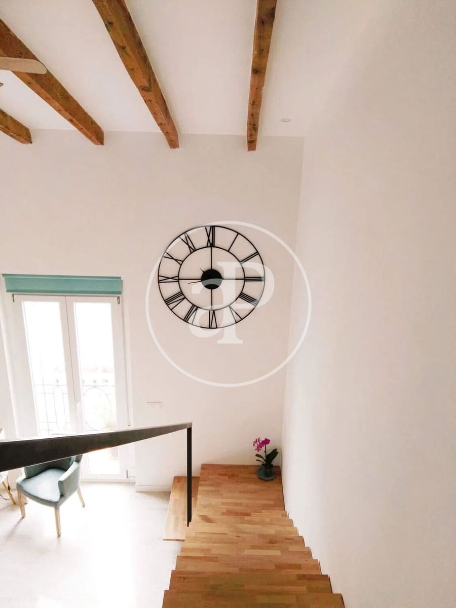 3 slaapkamer Penthouse te huur in Valencia stad - € 2.200 (Ref: 9920515)