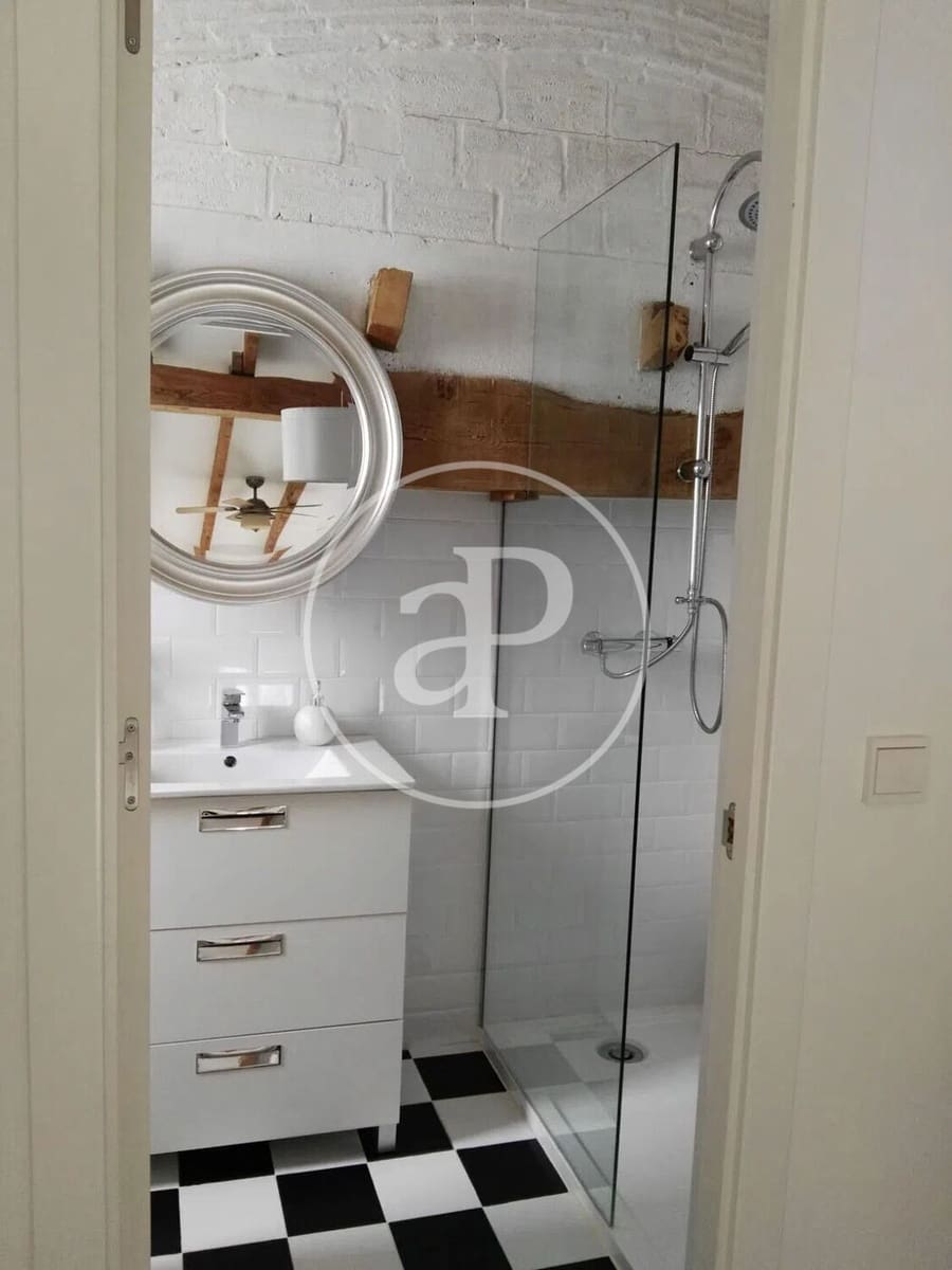 3 slaapkamer Penthouse te huur in Valencia stad - € 2.200 (Ref: 9920515)
