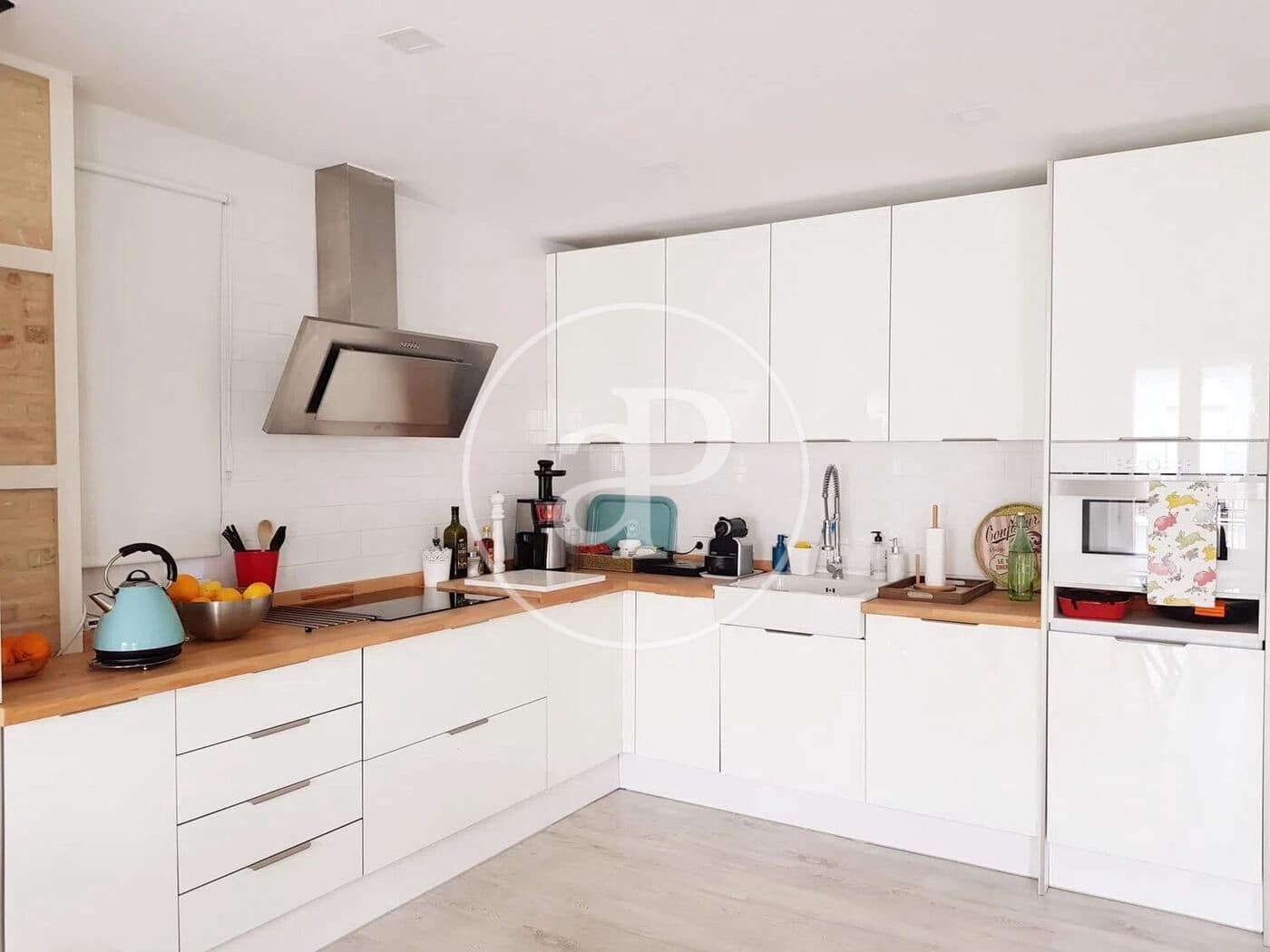 3 slaapkamer Penthouse te huur in Valencia stad - € 2.200 (Ref: 9920515)