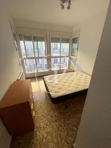 1 slaapkamer Appartement te huur in Cabanyal-Canyamelar, Valencia stad met garage - € 1.400 (Ref: 9920516)
